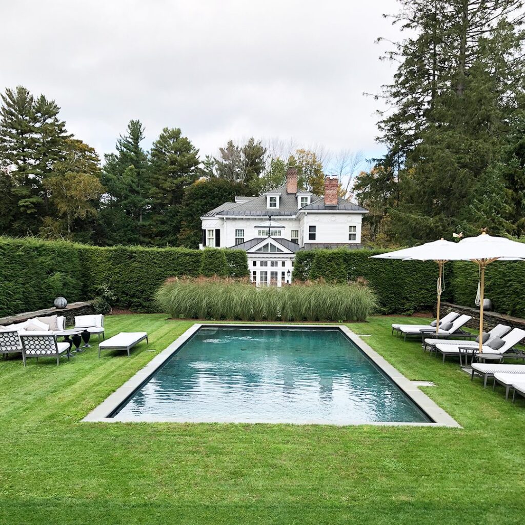 Portfolio Lawn Pool & White Mansion